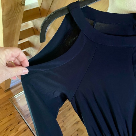 ✨Emma & Michele Black Cold Shoulder Pant Romper✨ - Picture 2 of 13